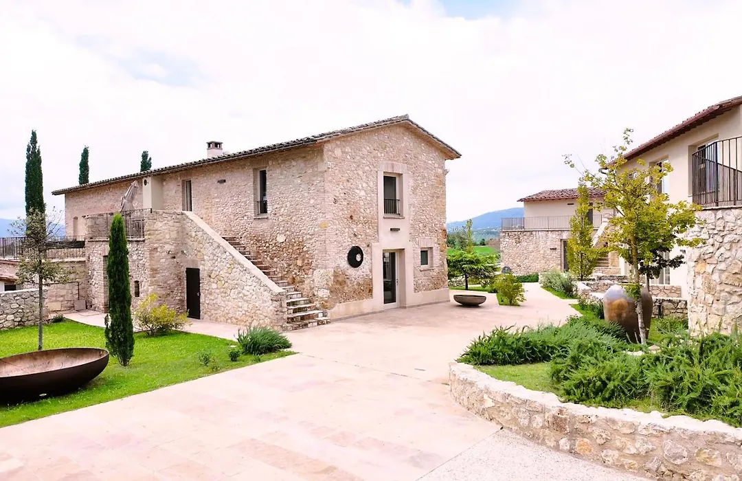 Borgo del Lago-1